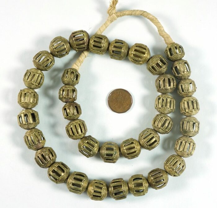 14mm Brass Filligree Beads - Image 4