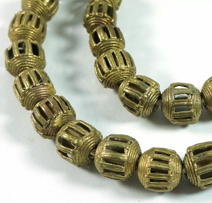 14mm Brass Filligree Beads - Image 2