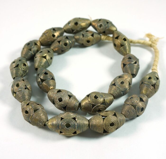 31 mm Brass Beads - Image 3