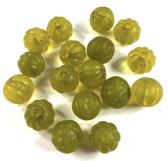 Large Yellow Vintage Glass - Image 4