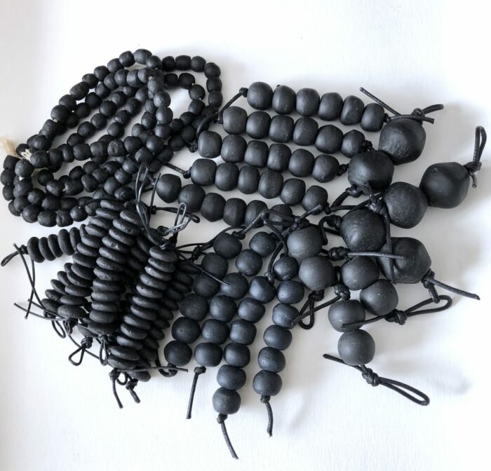 Black Bodoms - Image 3