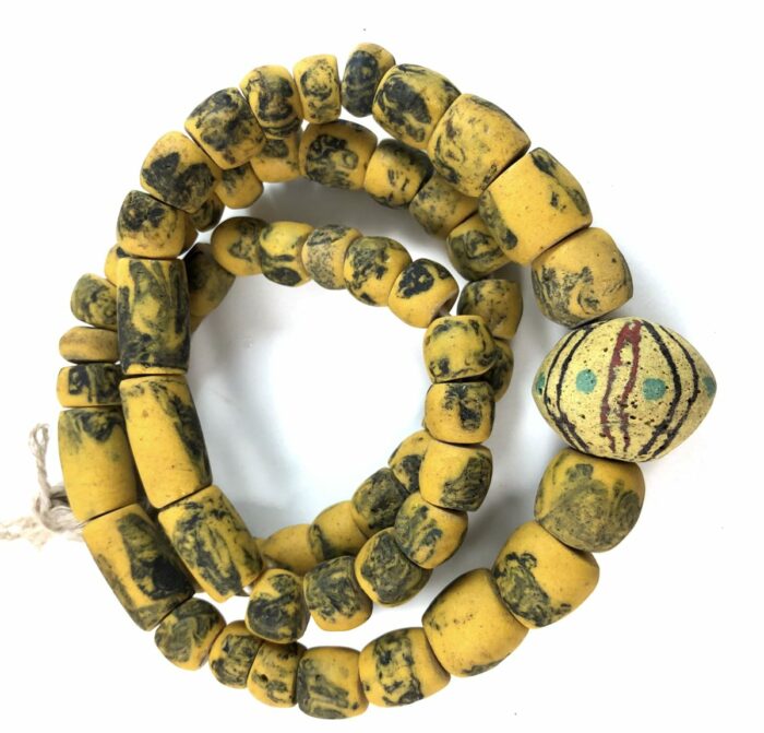 Fancy Recycled Glass Beads - Image 3