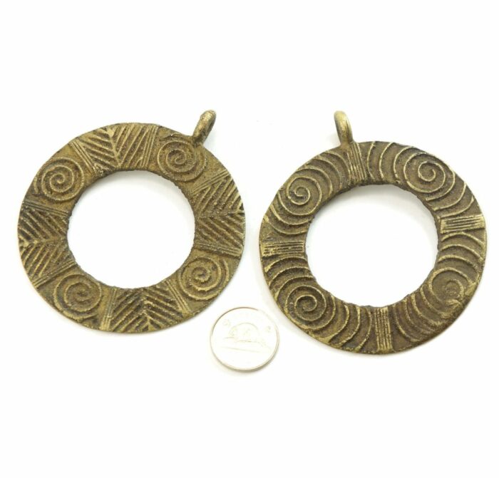 Large Circle Pendant - Image 2