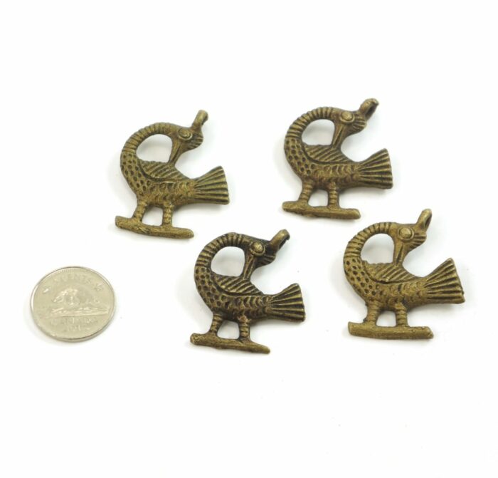Looking Back Pendant - Image 2