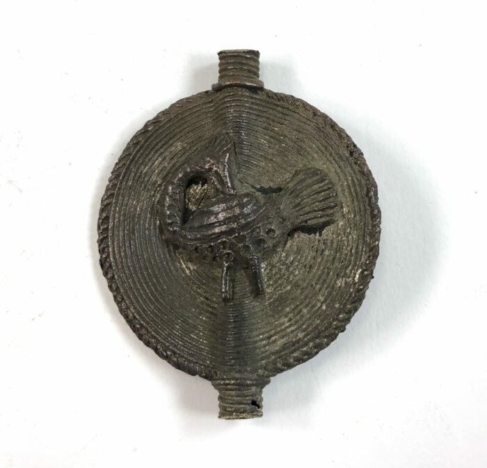 Large Looking Back Bead