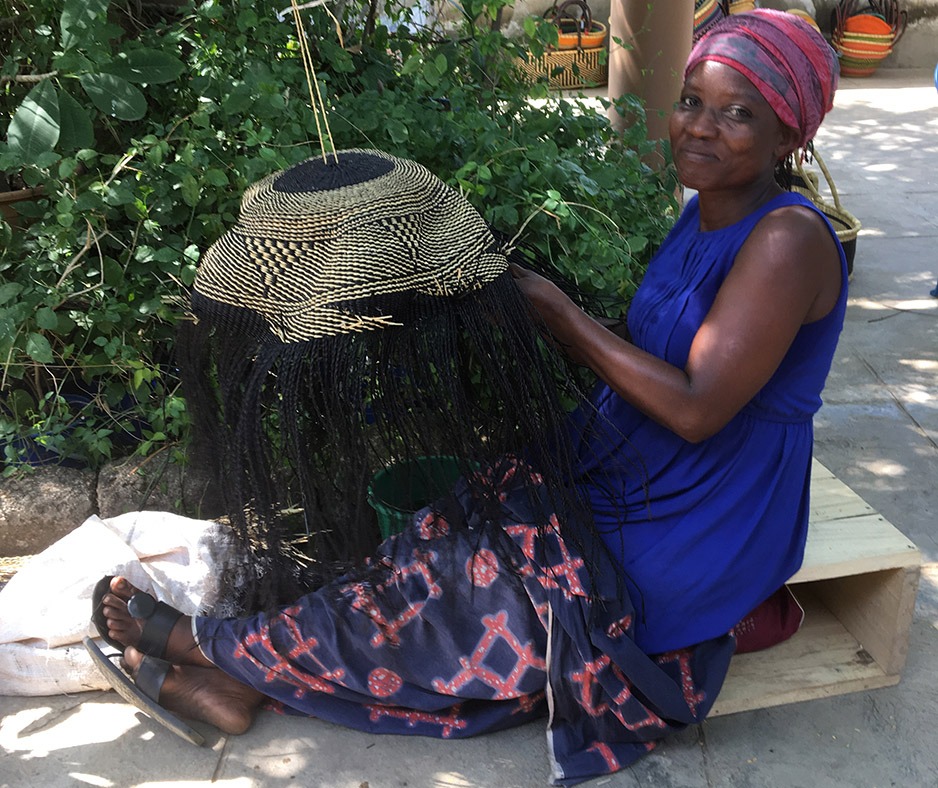 Baba Tree Weaver
