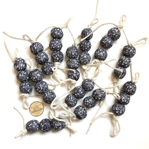 B+W Recycled Glass Beads