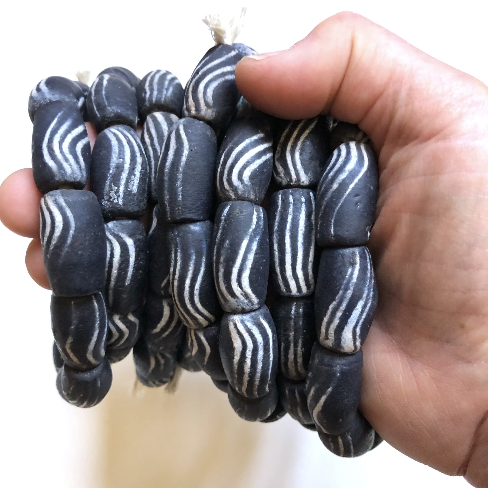 B+W Recycled Glass Beads