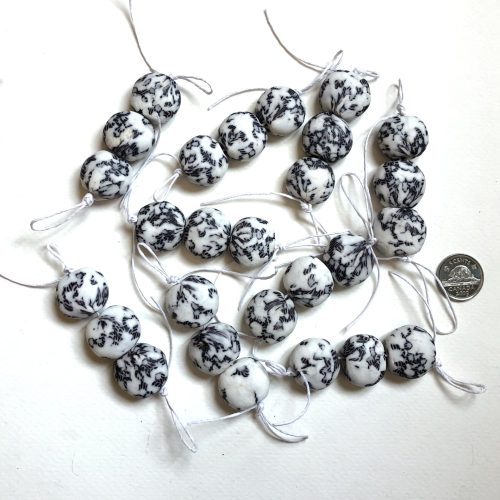 B+W Recycled Glass Beads